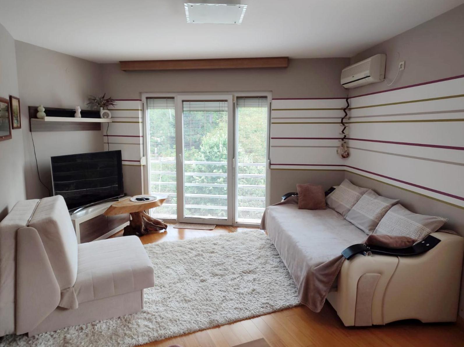 Apartman Lux Sneznik Врнячка-Баня Екстер'єр фото